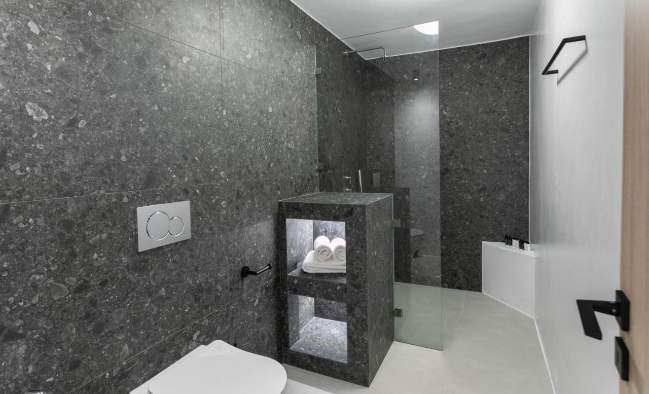 Seanfinity Beachfront Suites Mikrí Vígla Kültér fotó