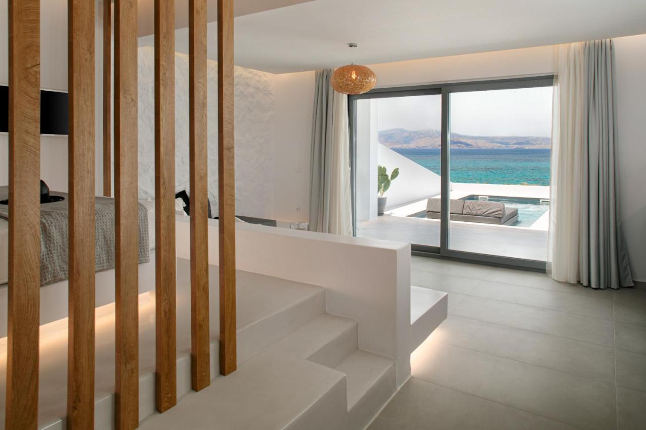Seanfinity Beachfront Suites Mikrí Vígla Kültér fotó