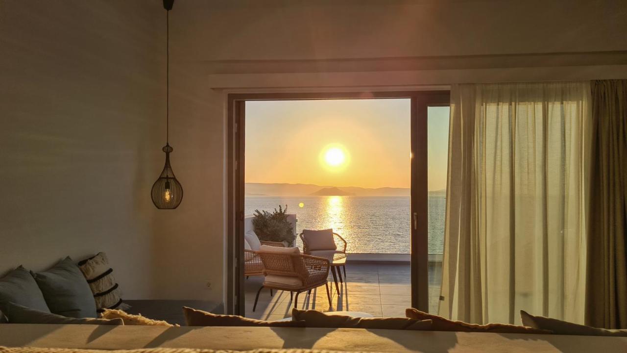 Seanfinity Beachfront Suites Mikrí Vígla Kültér fotó