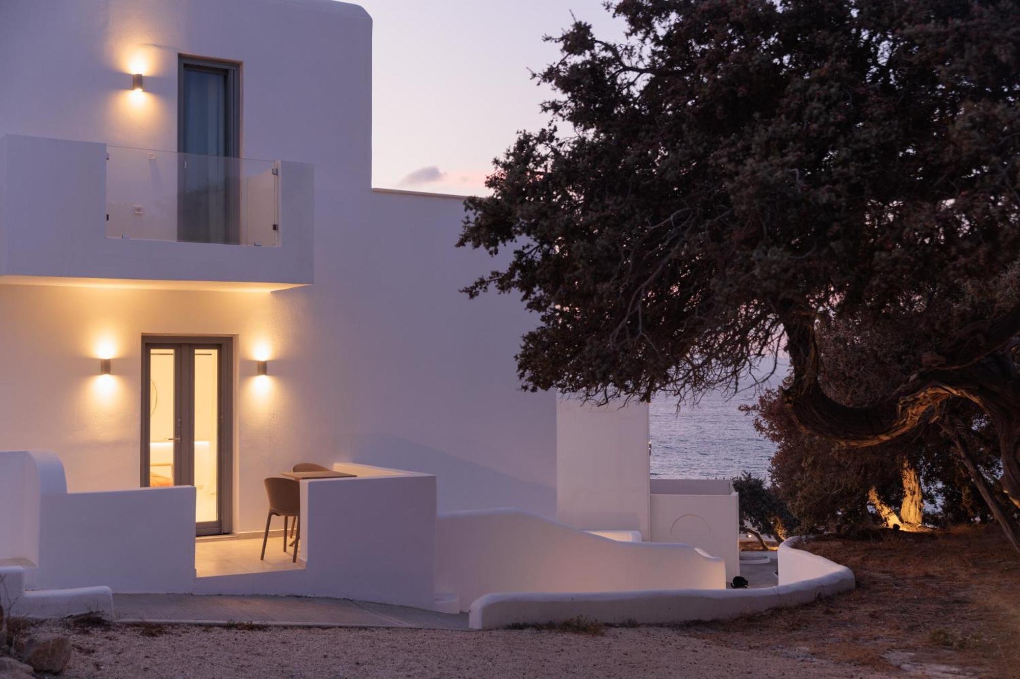 Seanfinity Beachfront Suites Mikrí Vígla Kültér fotó