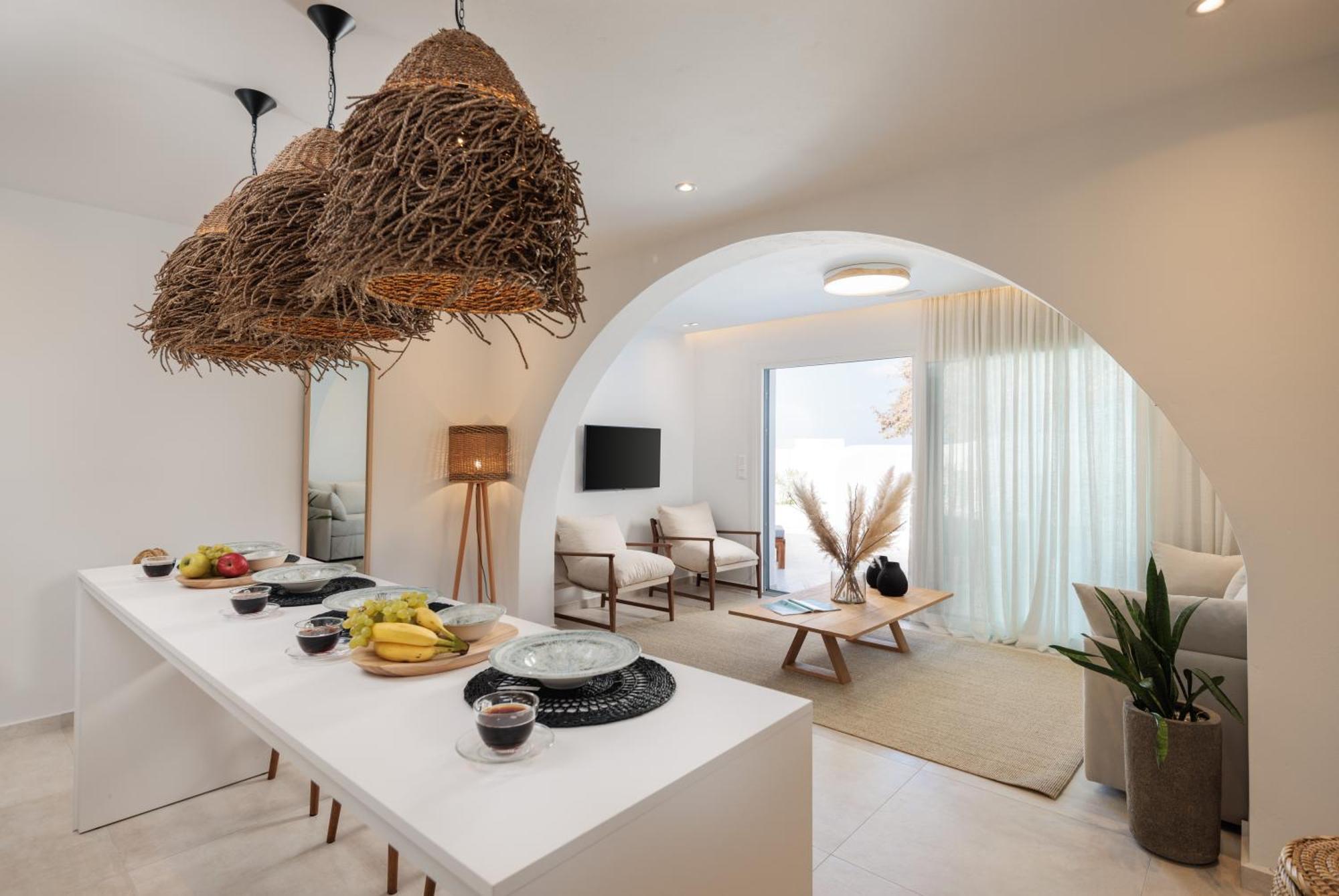 Seanfinity Beachfront Suites Mikrí Vígla Szoba fotó