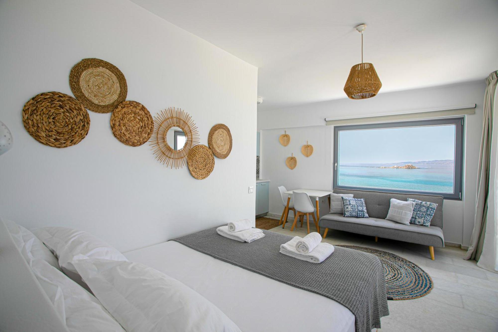 Seanfinity Beachfront Suites Mikrí Vígla Kültér fotó